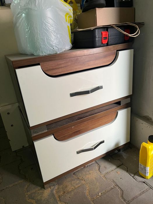 Продам спальный гарнитур