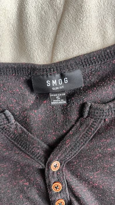 Мъжка тениска с копчета