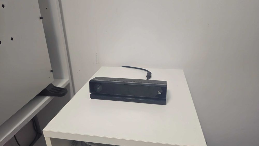 Xbox One + Kinect + 19 jocuri