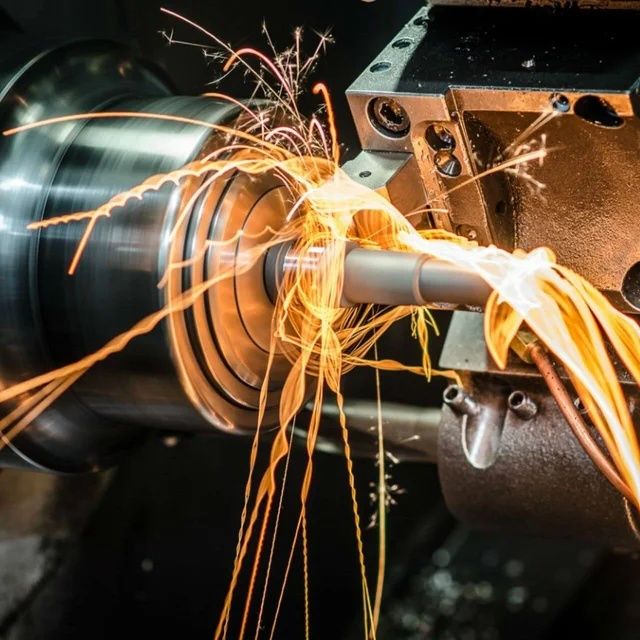 Токарные и фрезерные услуги. Металлообработка.