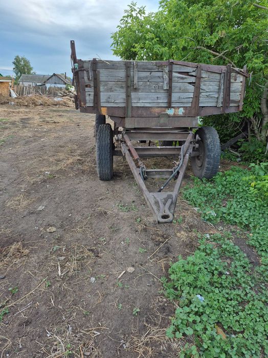 Продам трактор т-40 с куном , телеги , ковш, вилы