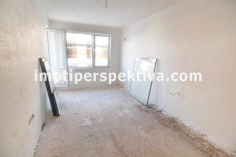 Продава се Двустаен апартамент в Пловдив, Остромила - 68 кв.м за 921 €/кв.м - Снимка #2