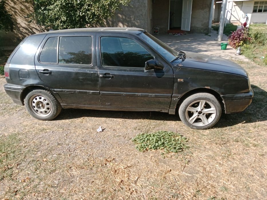 Голфь. 3  1.6 бензин