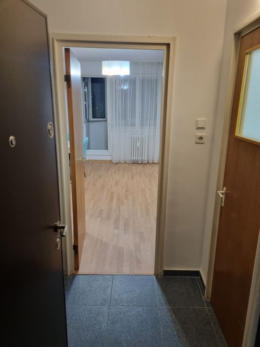 PROPRIETAR, Închiriez garsoniera FIX la intrarea în Parc Ior