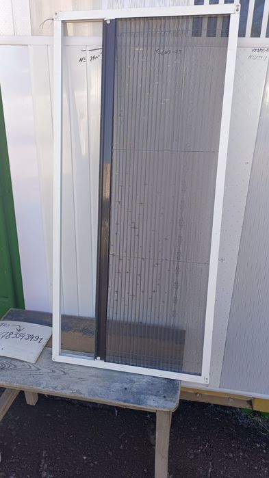 Москитные сетки оконный