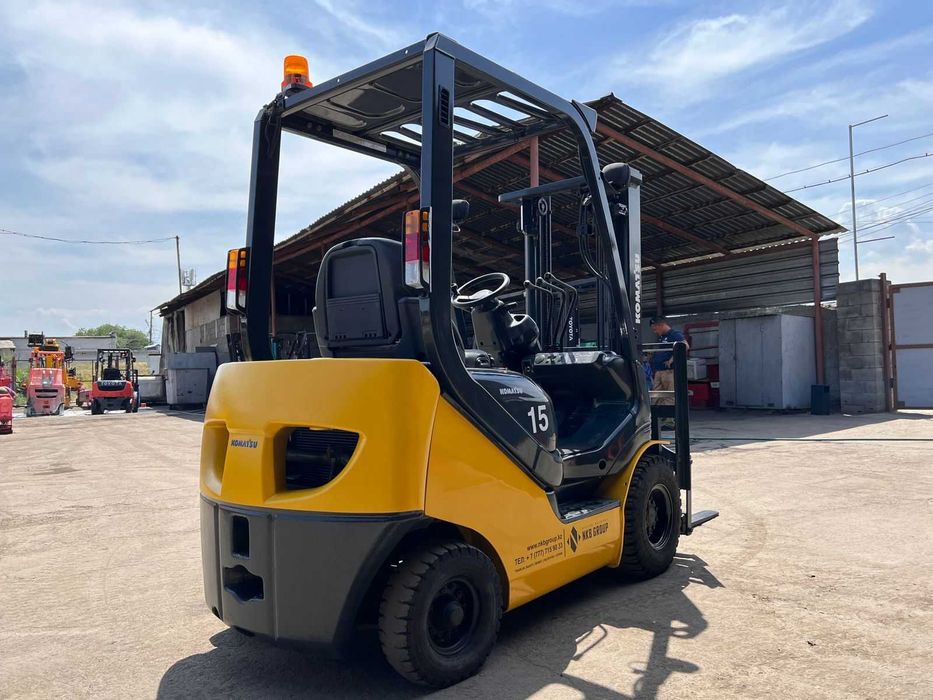 KOMATSU FG18T Вилочный погрузчик