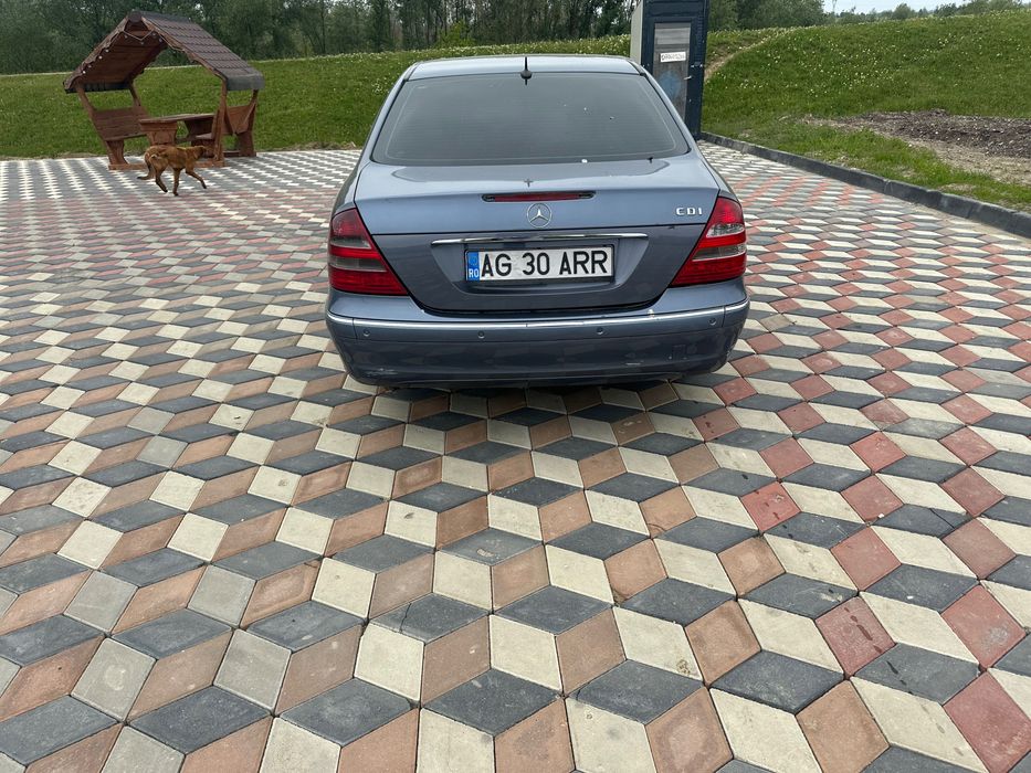 Dezmembrez mercedes e-class 2.2 diesel 150 capota bara  cutie automata