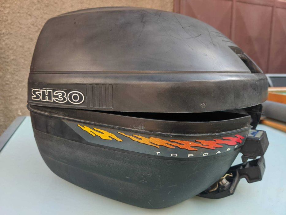 Topcase Shad SH30 + placa fixare pentru motocicleta sau scooter