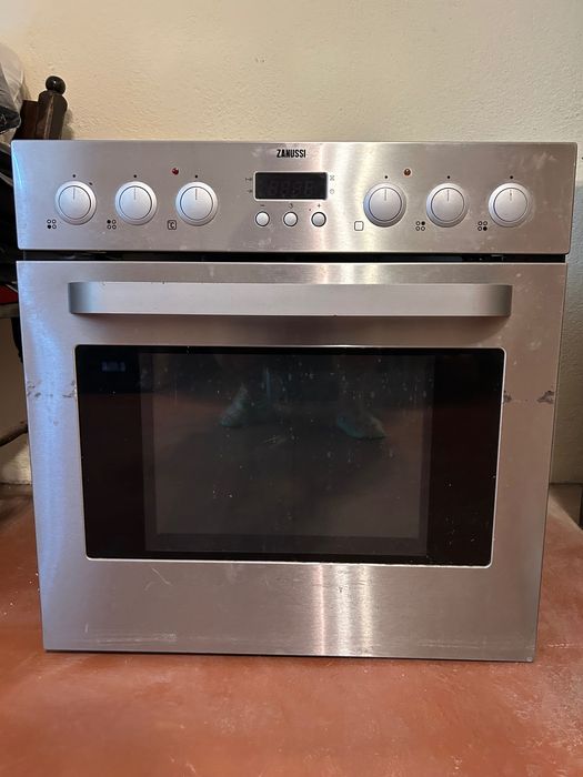 Печка с котлони Zanussi