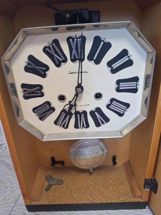 Стари механични часовници