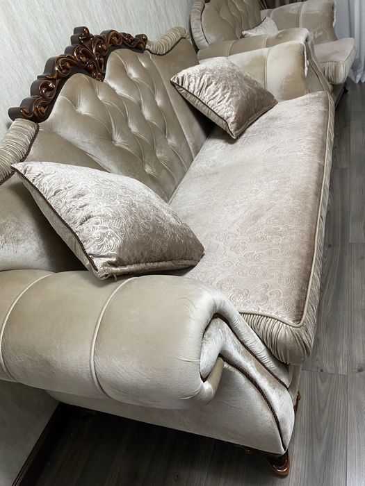 Диван и кресло …