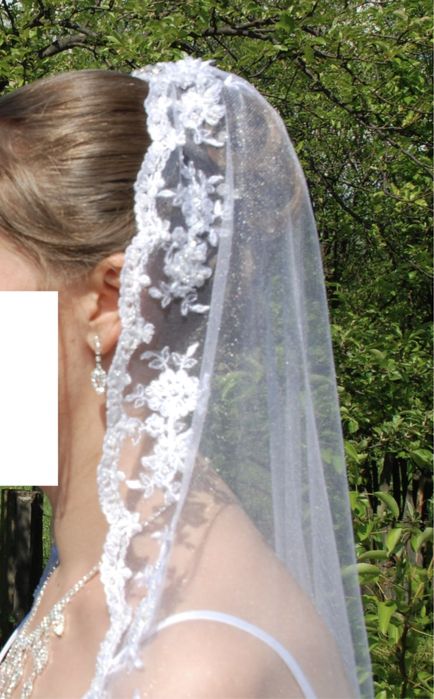 Voal mireasa cu broderie, spaniol