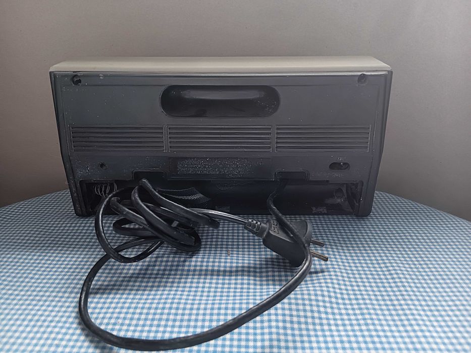 Radio vechi Romanesc Tehnoton DUO model RS 1210, de colectie, Perioada Comunista RSR, Functional