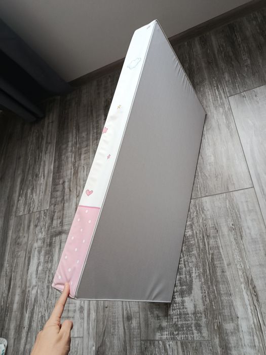 Твърд повивалник