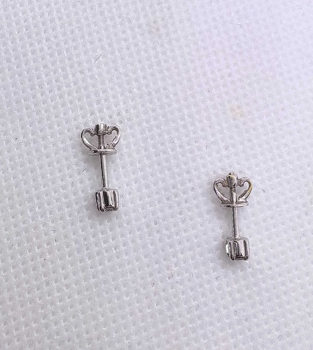 Серьги гвоздики Белое золото