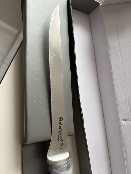 Cutit tupperware pt filetare