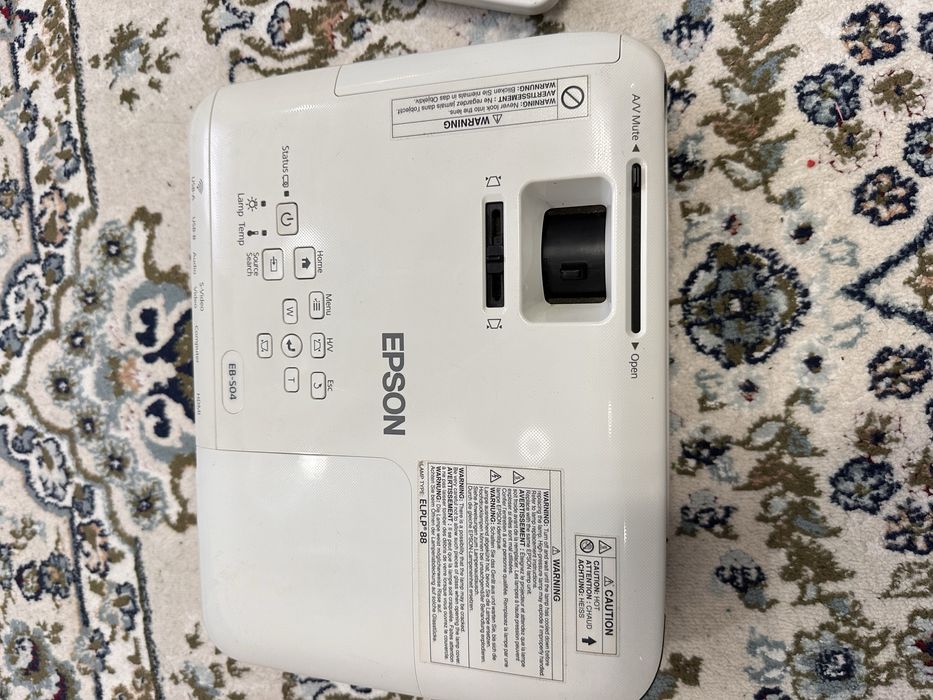 проектор Epson EB-S04