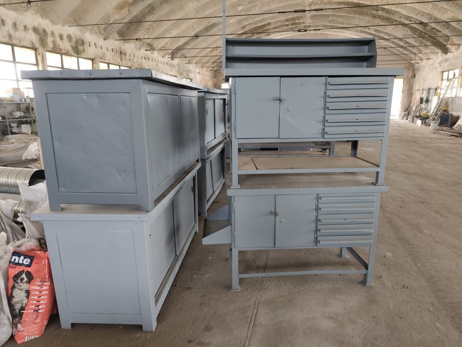 тезгях маса, метална