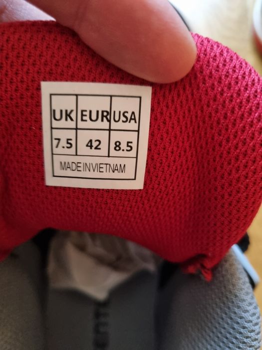 Vand adidasi Jordan sport 42