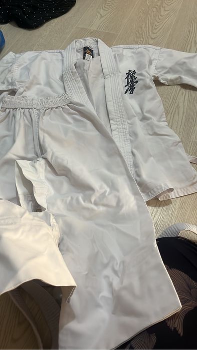 Продам кимоно для каратэ