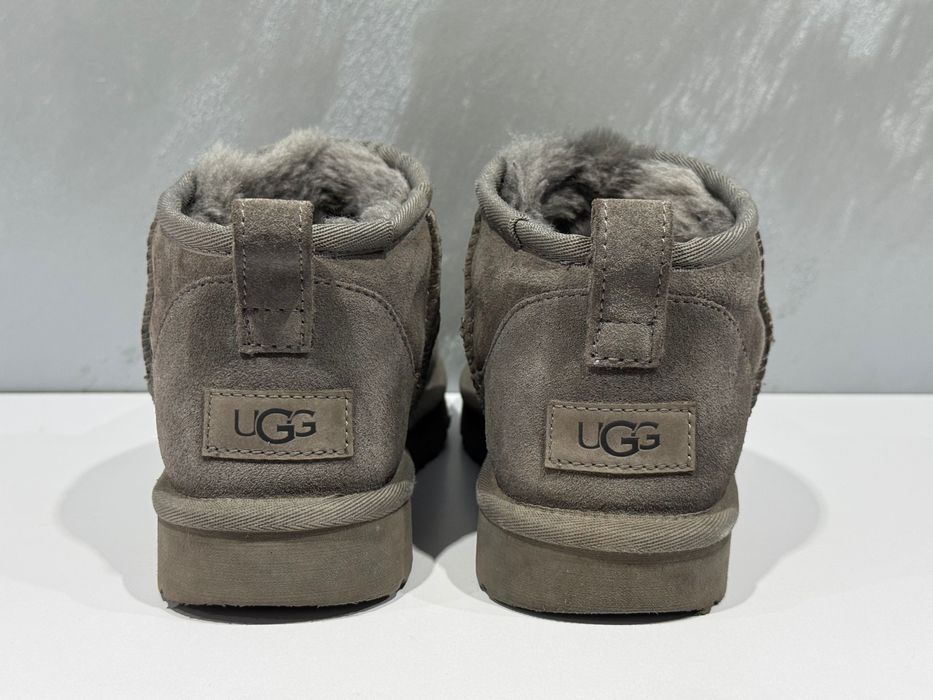 UGG Ultra Mini / 38