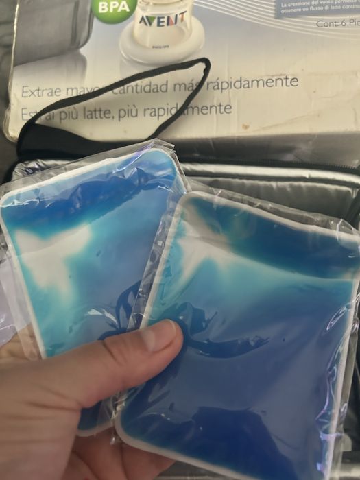 Pompa manuala Avent , noua