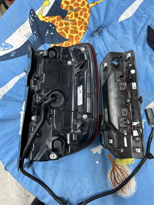 Stop stânga full led vw amarok.cod:n1xb13097.be.