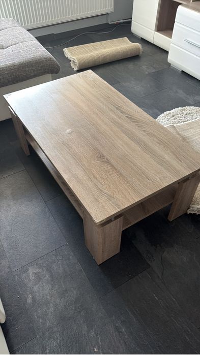 Canapea extensibila +mobila living in stare foarte buna