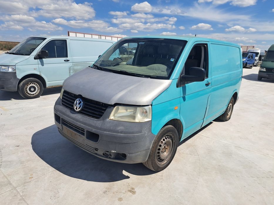 Фолксваген Транспортер Т5 1.9ТДИ VW Transporter T5 1.9TDI НА ЧАСТИ