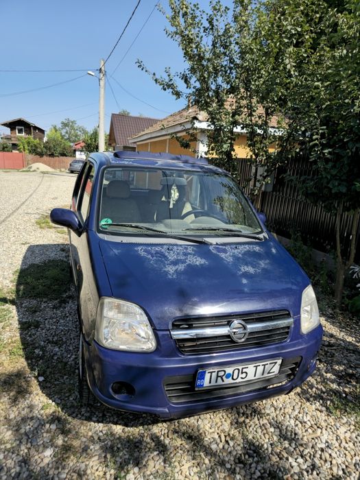 Vând Opel Agila 2003