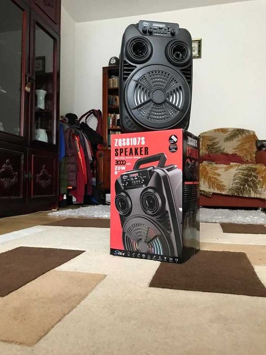 Boxa Portabila Wireless, Lumini LED, Acumulator 3000Mah , Microfon