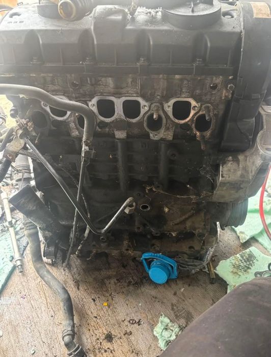 Двигател 116PD с код AJM