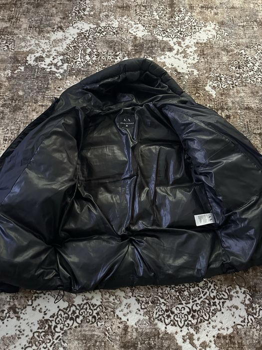 Яке Armani exchange