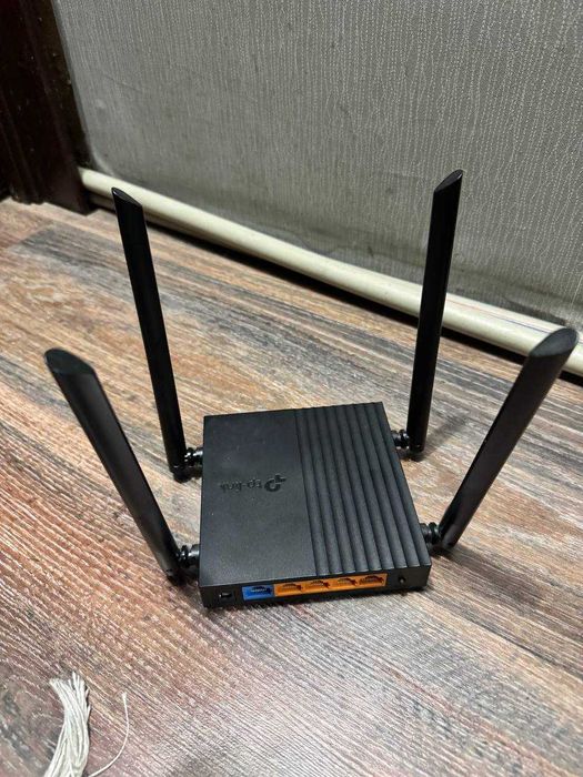 Роутер TP-Link WI-FI