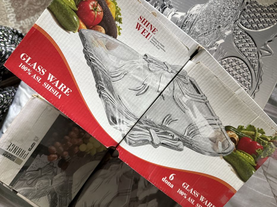 Стеклянные тарелки 12 шт