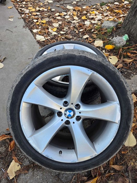 Гуми 20" с джанти BMW X6 E71 315/35/R20 и 275/40/R20