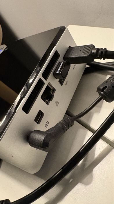 Mini PC Intel NUC i3 Windows 10 instalat_