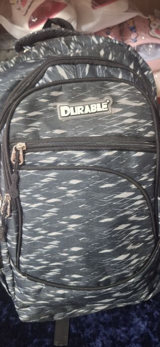 Срочно продам школьные рюкзак