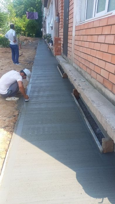 Асфальтирование любых тип дорог, а также благоустройство.