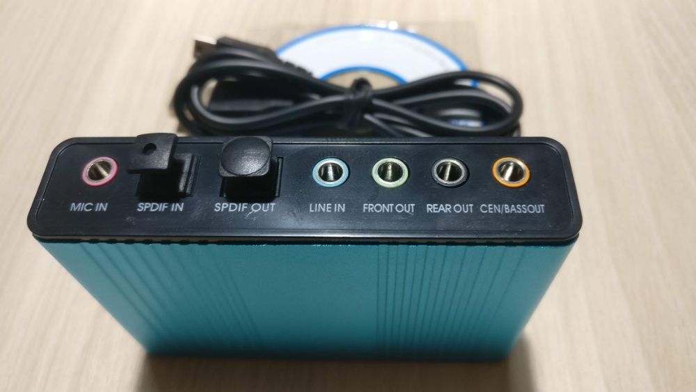 Placa de sunet 5.1 USB intrare si iesire optica 2 jack in 3 jack out