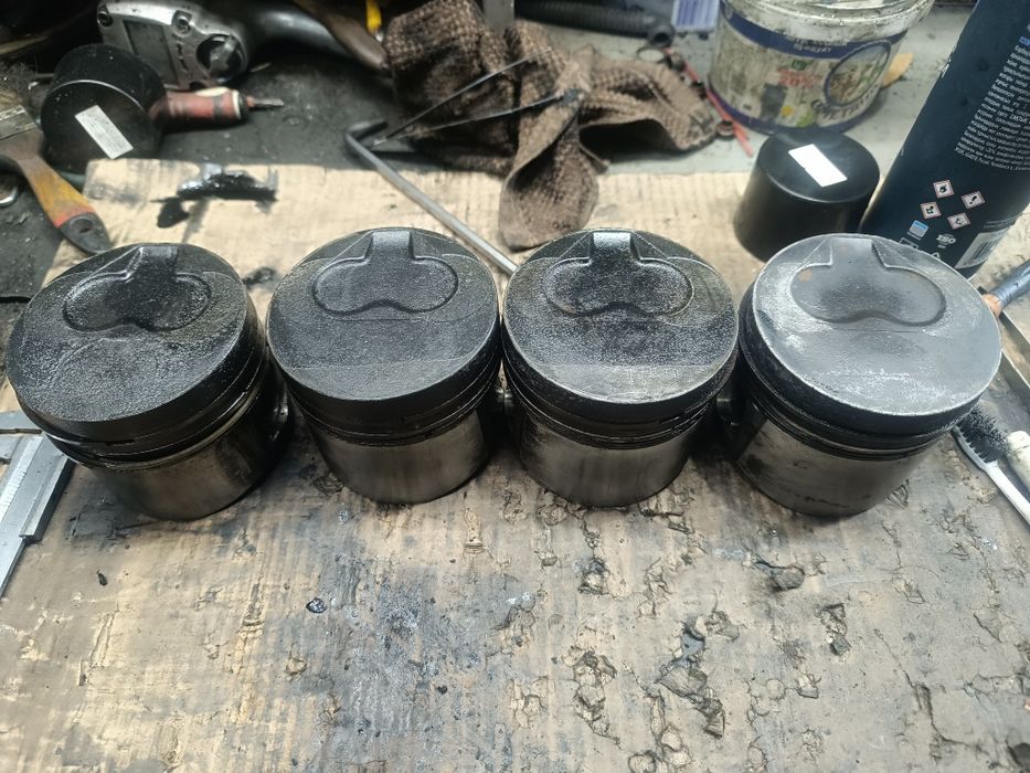 Продаем запчасти