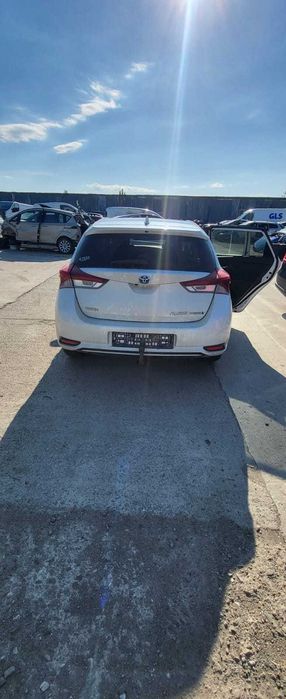 Carlig Remorcare Toyota Auris 2016