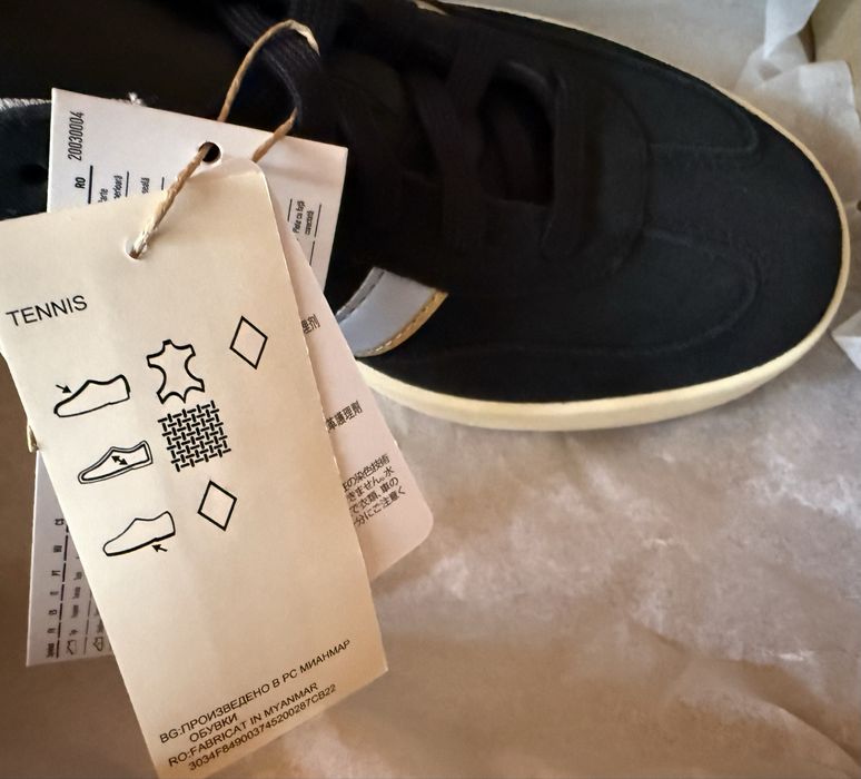 Adidas Barreda ОРИГИНАЛНИ дамски маратонки - 38,5/24,5см