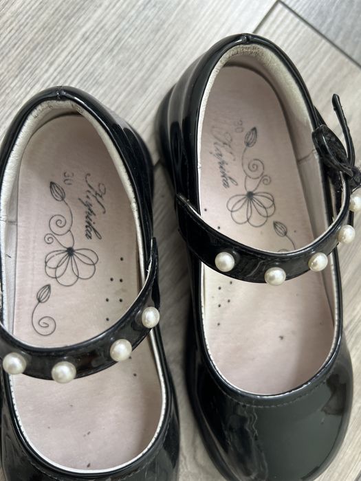 Детские туфли для девочек