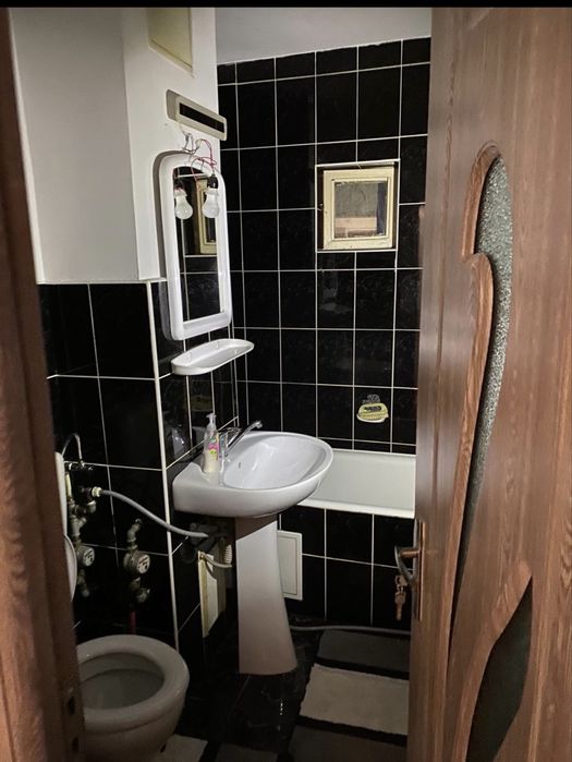 Inchiriez apartament 2 camere