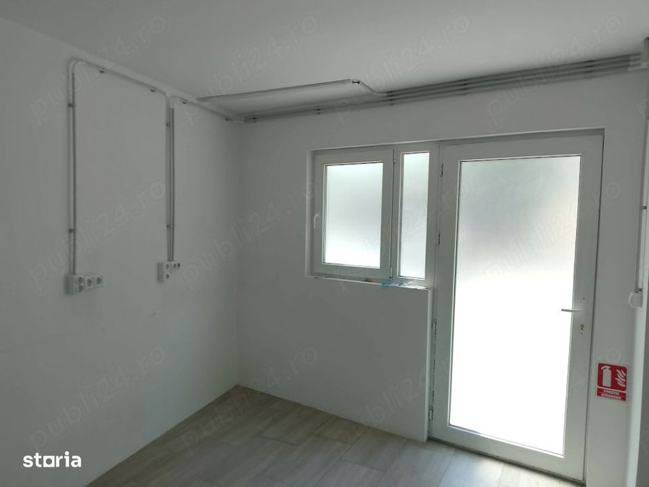 Spatiu comercial 20mp stradal Bd Uverturii trifazic