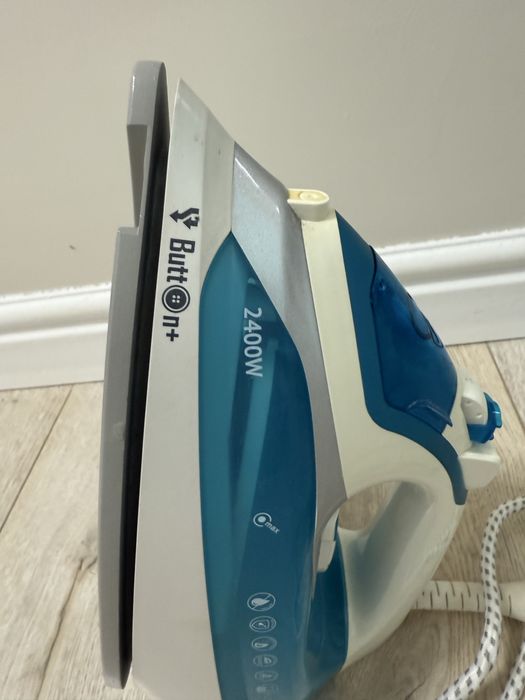 Продам Утюг в рабочем сострянии