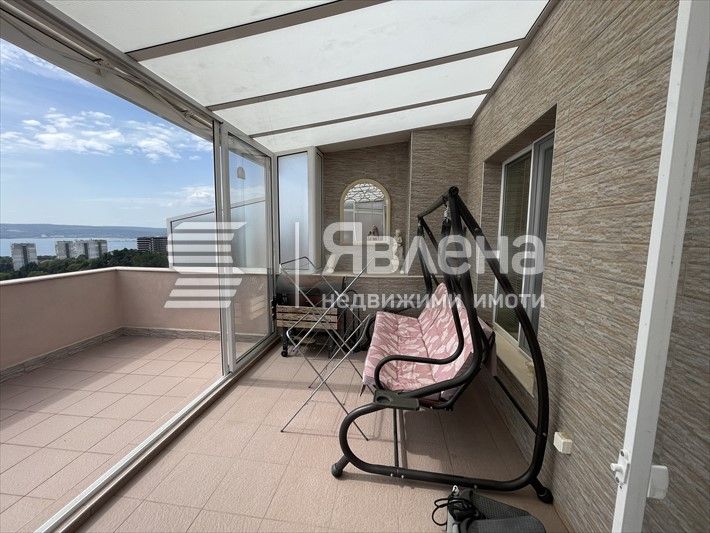 Панорамен тристаен апартамент Бриз