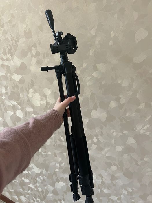 Штатив для съемки