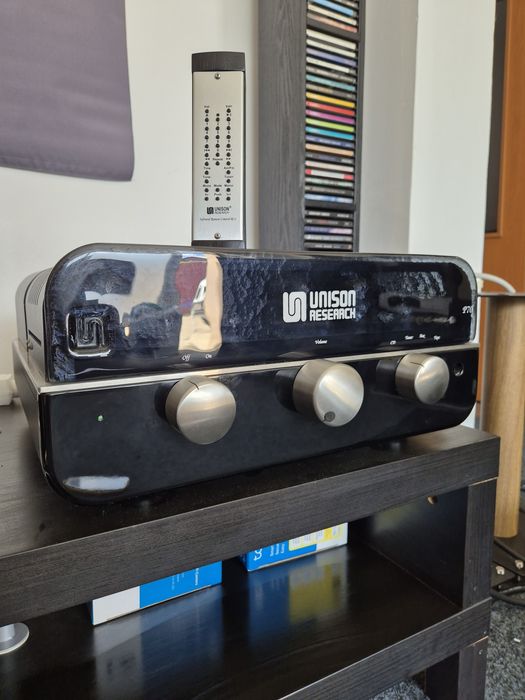 Unison Research P70 Murano amplificator lampi High End Reducere